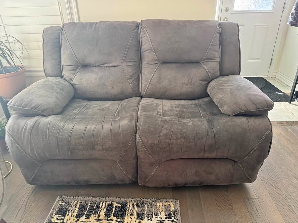 Power Recliner Loveseat