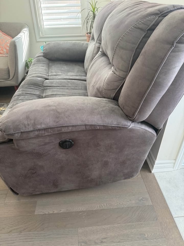Power Recliner Loveseat - photo 3