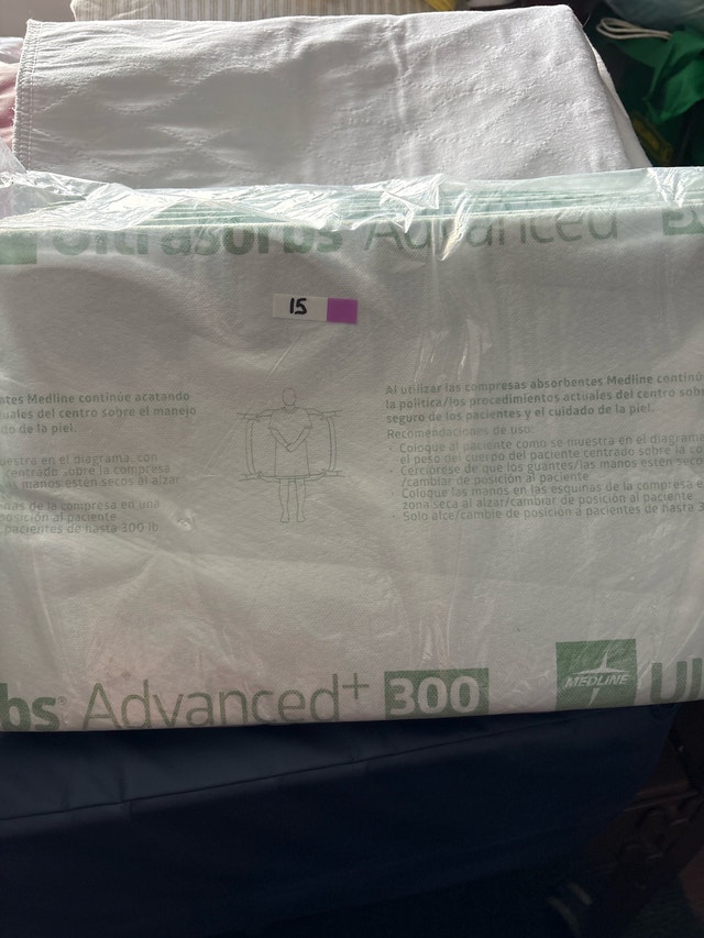 Underpads - Various Sizes & Brands - photo 5
