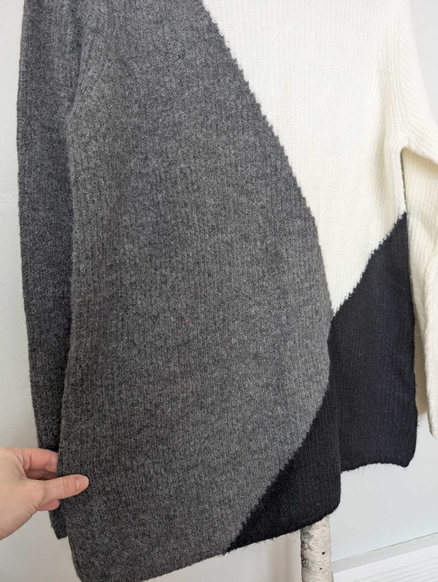 Lily Morgan Sweater - photo 3