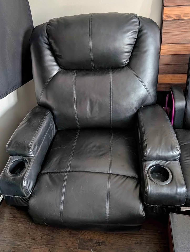 Electric Reclining Armchair with Cup Holder