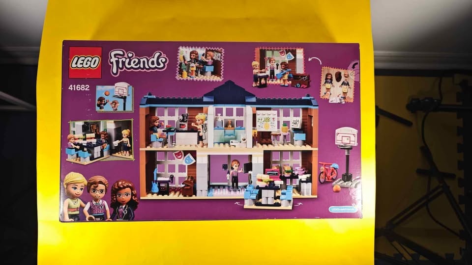 Lego Friends 41682 Heartlake City School Retired - photo 2