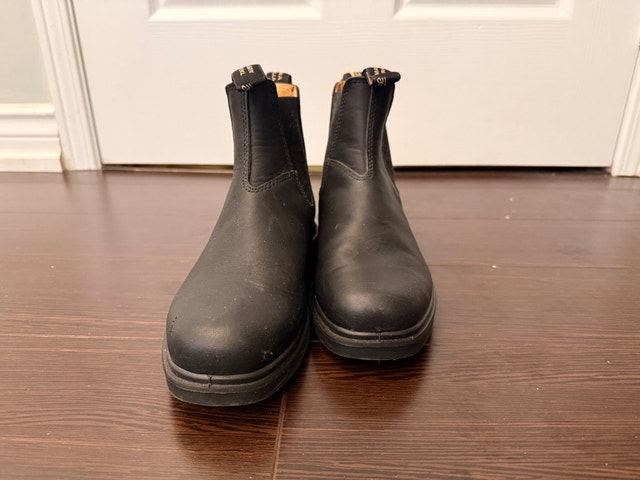 Blundstone Black Leather Chelsea Women's Boots