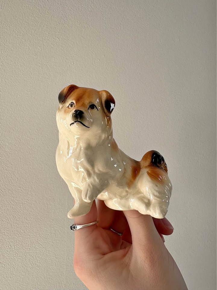 Chow chow vintage dog figurine