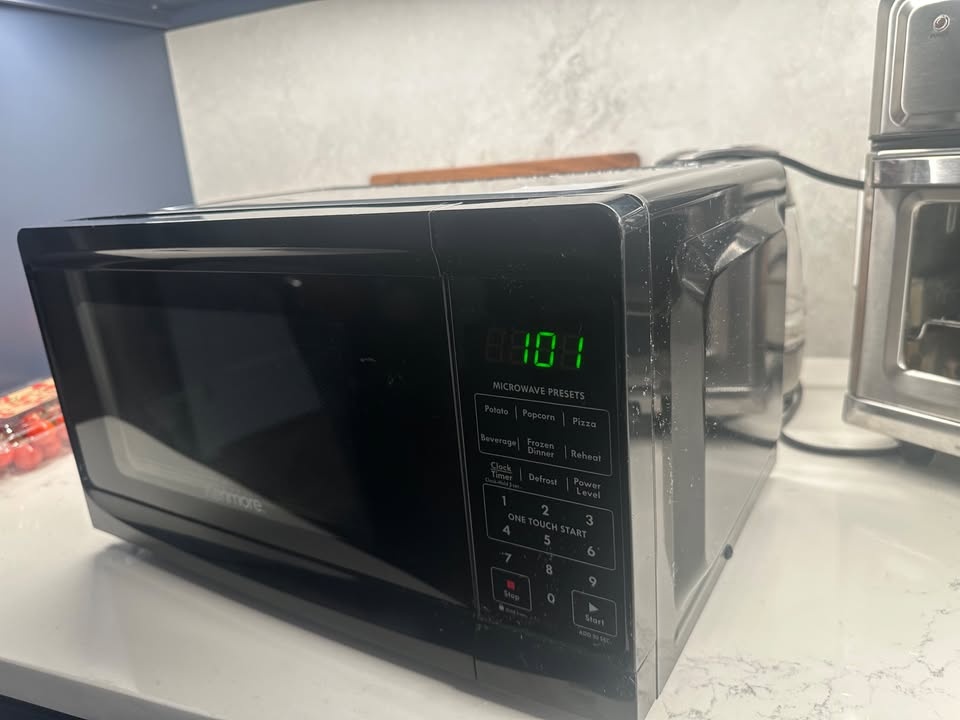 Kenmore Microwave - photo 2
