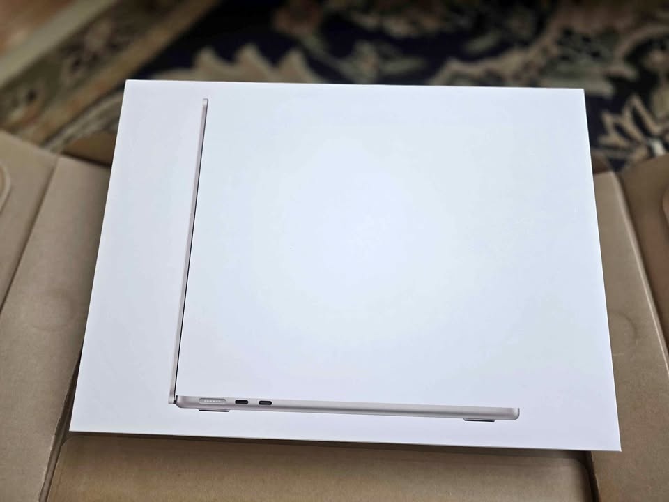 MacBook Air M4 256GB Starlight