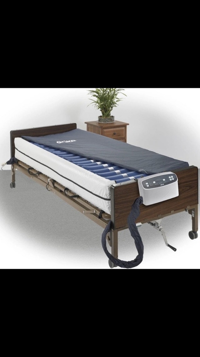 Invacare Hospital Bed & Drive Medical Mattress