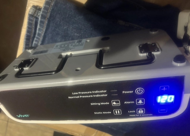 Vive 8” Medical Low Air Loss Mattress for Bedsore Prevention - photo 4