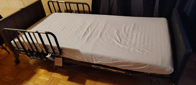 Brand New Drive Hospital Bed and Pressure Mattress