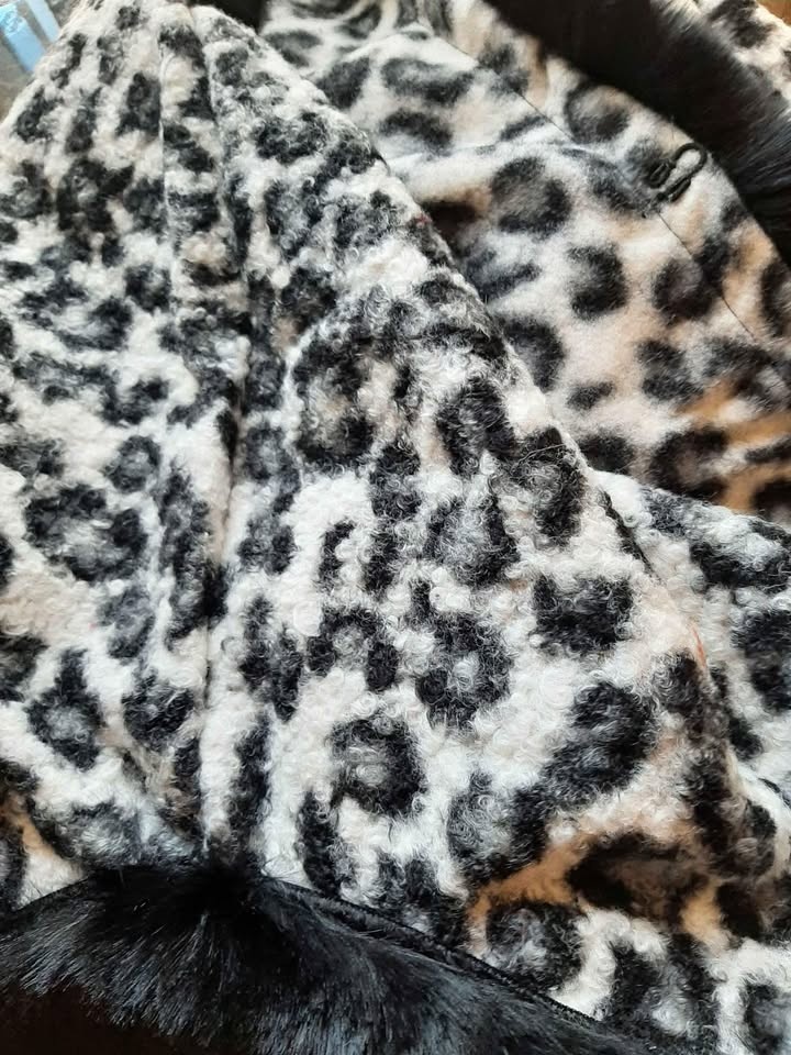 Leopard Pattern Batwing Sleeve Cape - photo 4