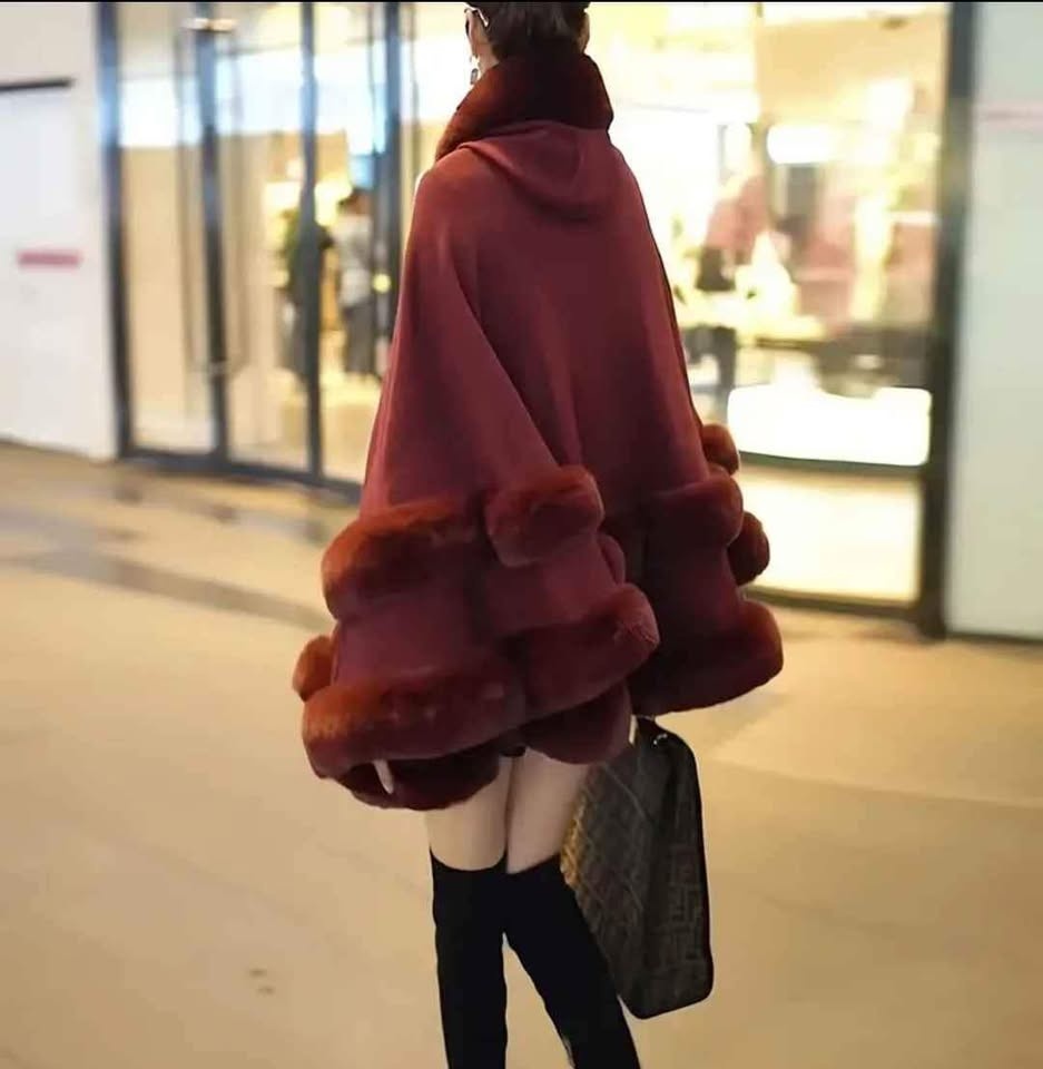 Burgundy Faux Fur Trim Cape - photo 3