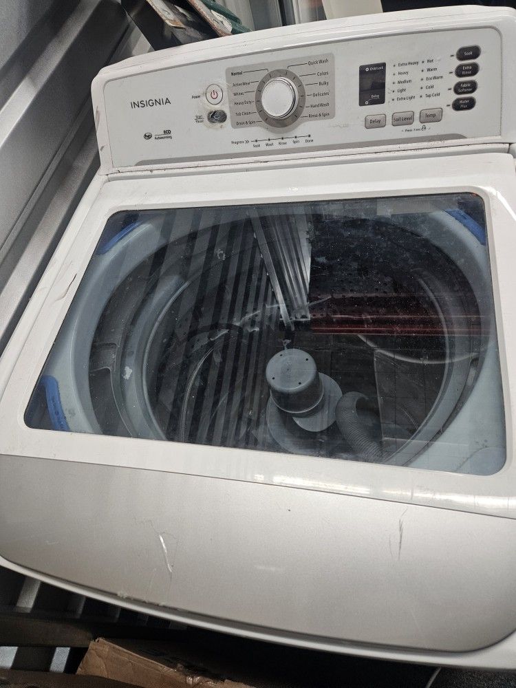 Insignia Washer & Dryer - photo 5
