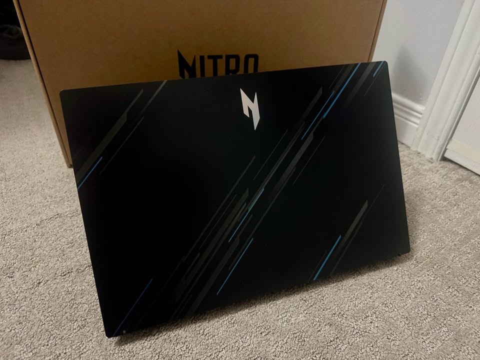 Acer Nitro V15 Gaming Laptop - photo 4