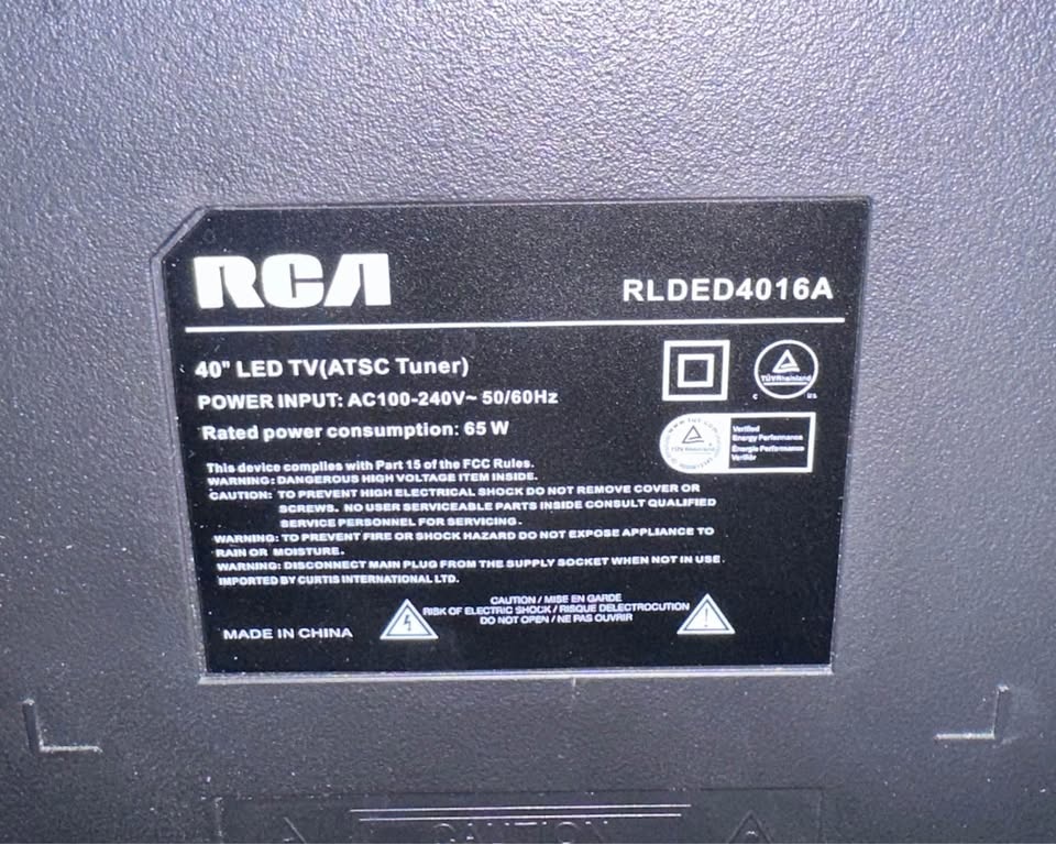 RCA 40” LED TV – Great Condition - photo 2