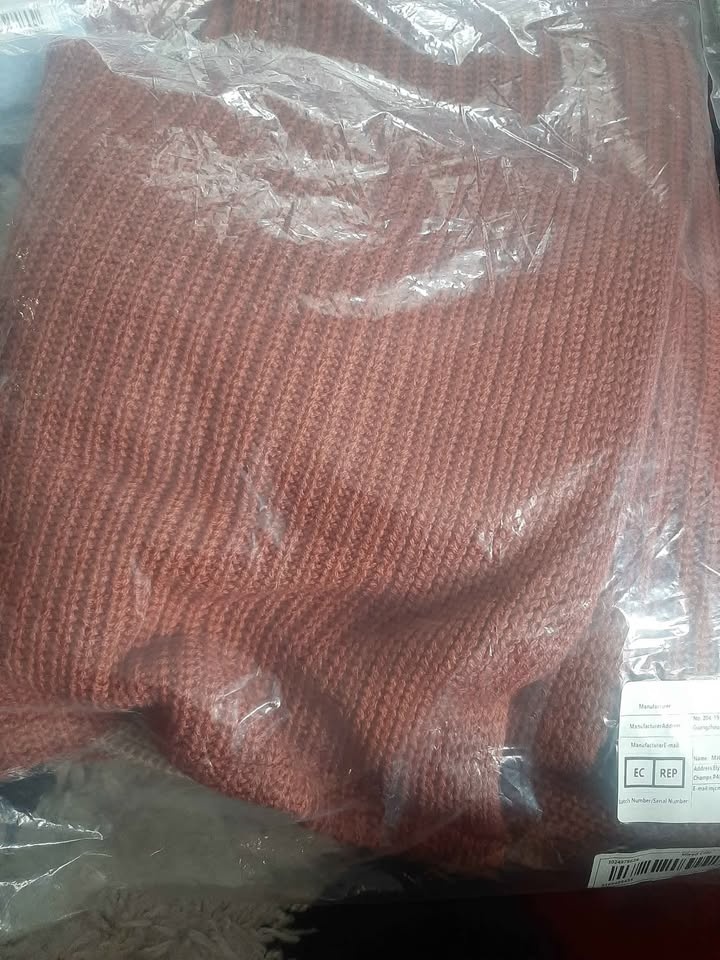 Plus size 0XL size sweater dress. If the ad is up the item is av - photo 3
