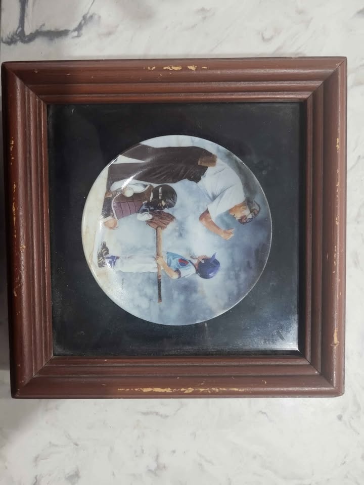 Mini collector plates: Glen Green "Full Count" & "You're Out" - photo 2