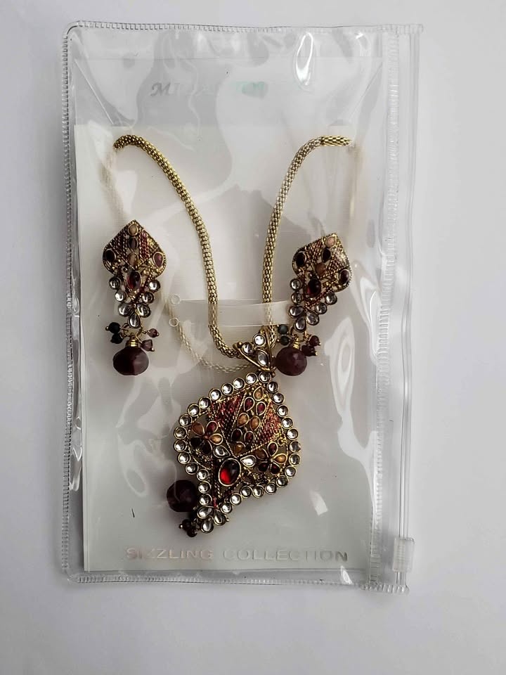 Necklace and Earrings set