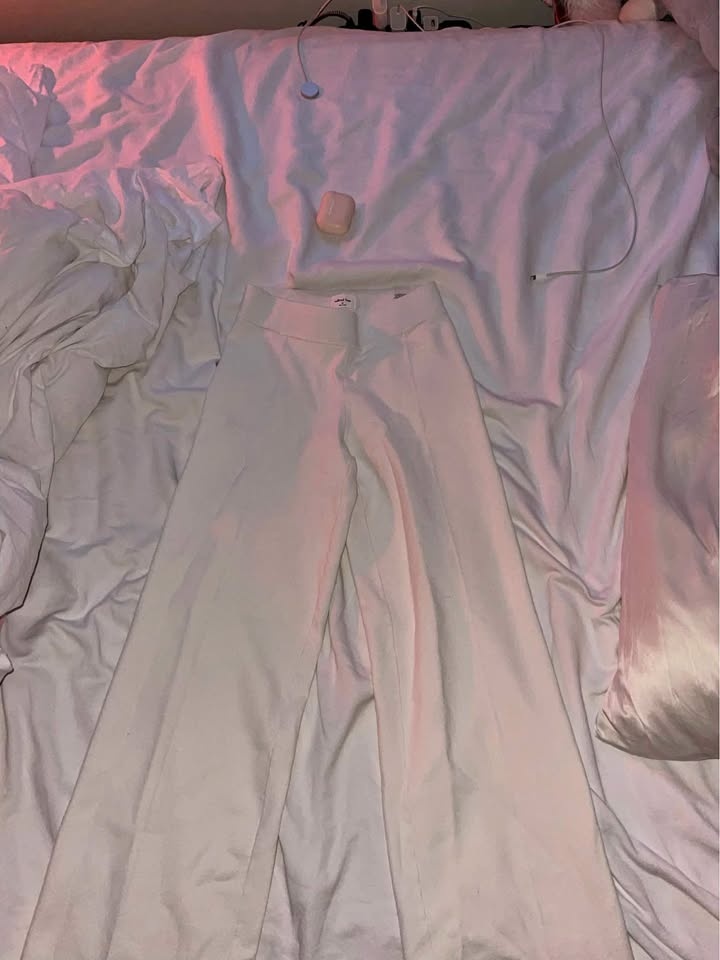 Wilfred Aritzia White Yoga Pants - photo 2
