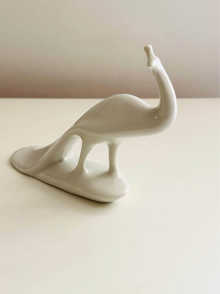 Vintage Mid-Century Modern Italian Porcelain Peacock - photo 4
