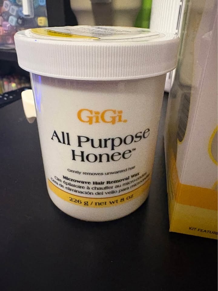 Waxing Supplies - photo 3