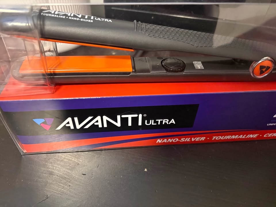 Avanti ultra flat iron