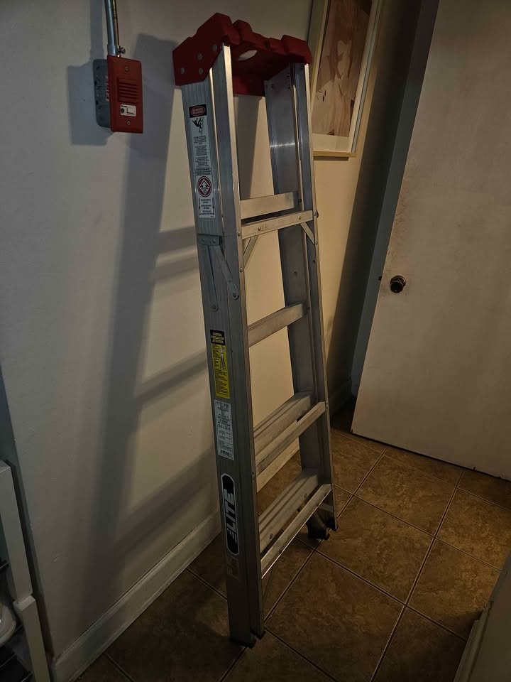 5ft ladder - photo 3