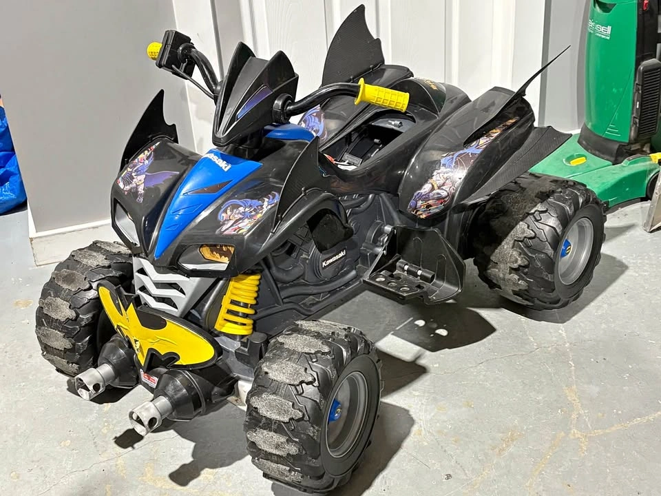 Batman Power Wheels KFX 12V Quad – Fisher-Price –