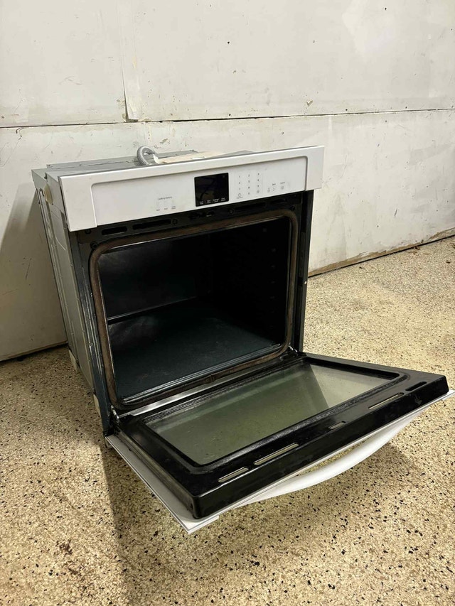 Whirlpool 27" Built-In Wall Oven - White - USA Made - photo 3