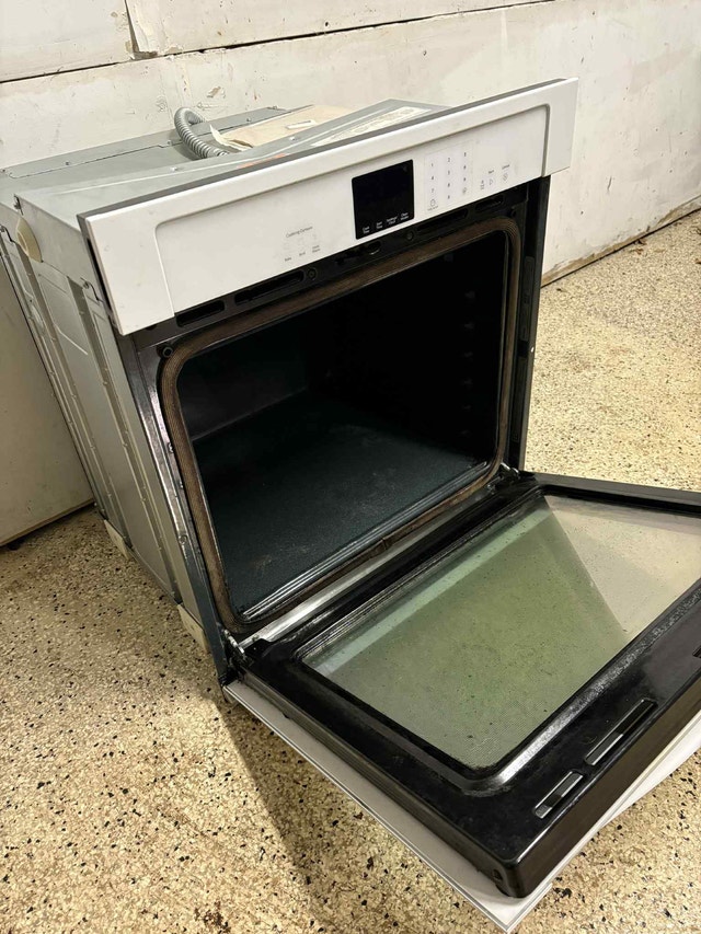 Whirlpool 27" Built-In Wall Oven - White - USA Made - photo 4