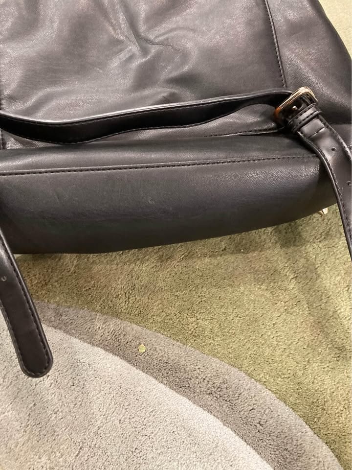 DKNY Leather Backpack - photo 3