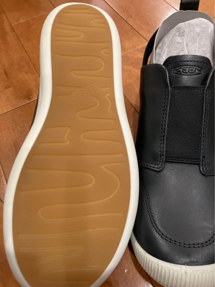 Keen Slip On Shoes Black Size 7.5 - photo 3