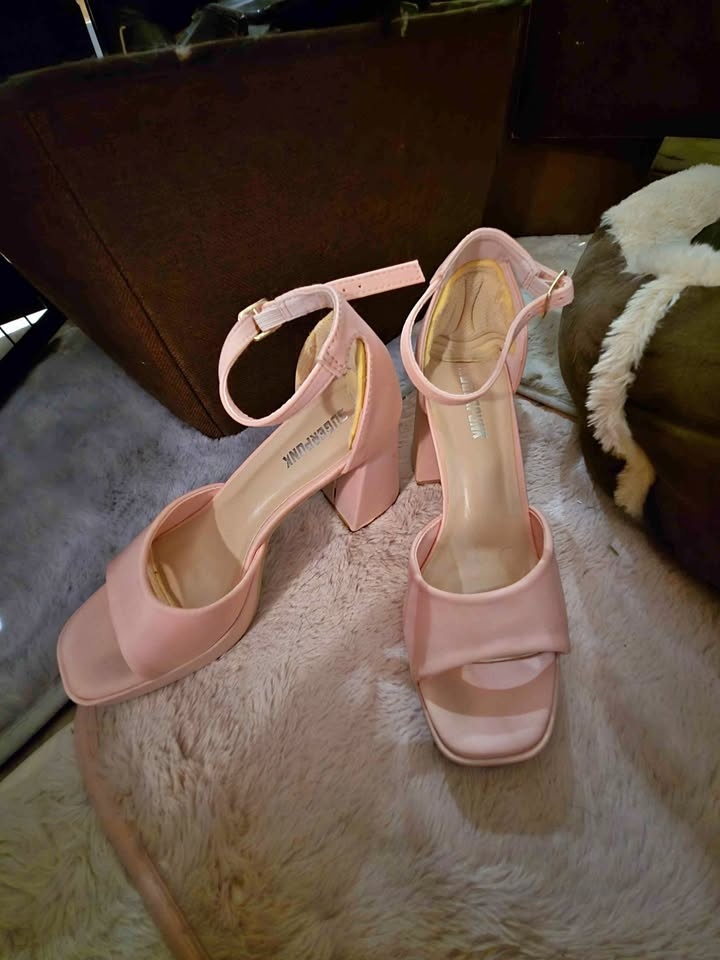 Pastel Pink Platform Block Heels - Size 6.5/7.5 - Y2K Style
