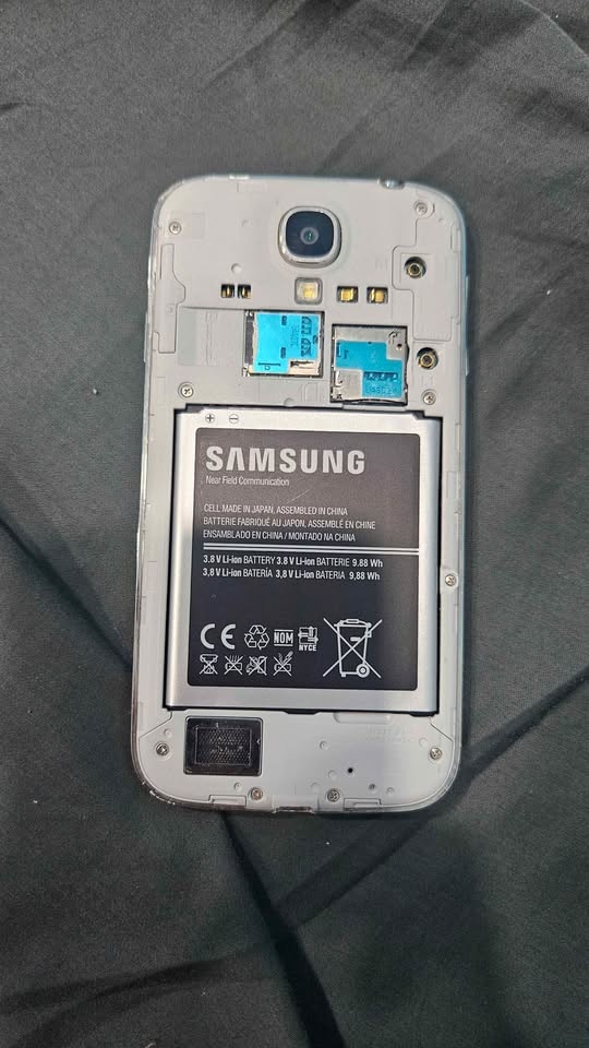 Samsung Galaxy S4 - photo 3