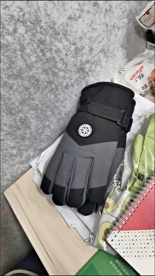 Winter Warm and Cold-proof gloves