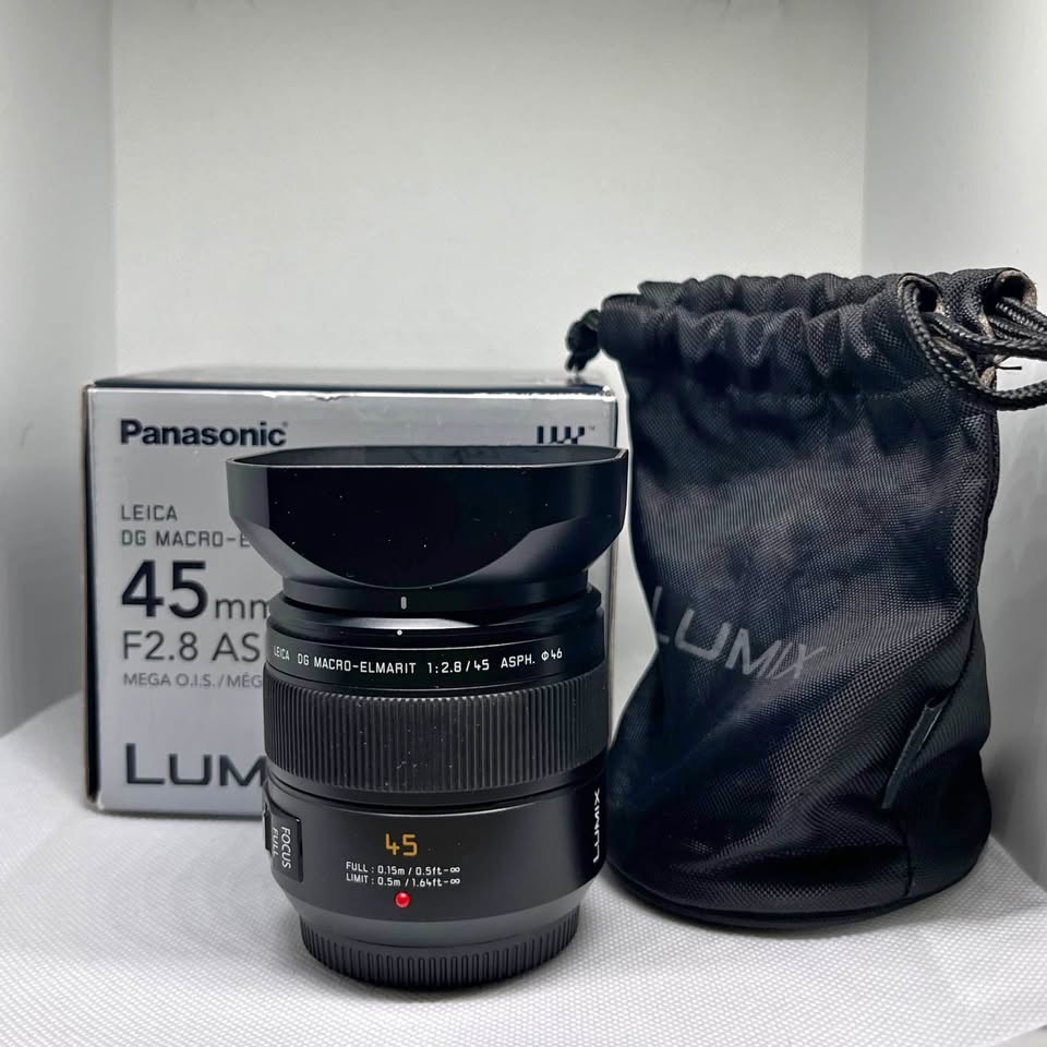 Panasonic Leica DG Macro-Elmarit 45mm f/2.8 Lens