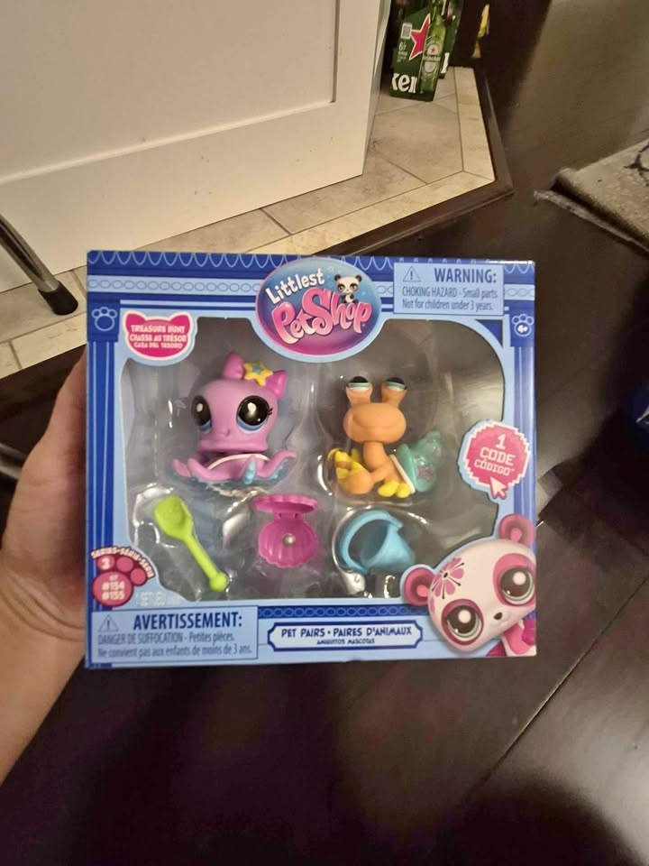 Brand New Littlest Pet Shop Treasure Hunt
