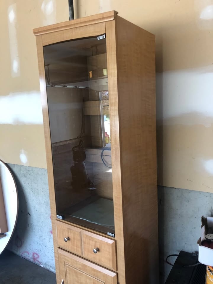 Display Cabinet with light - photo 3