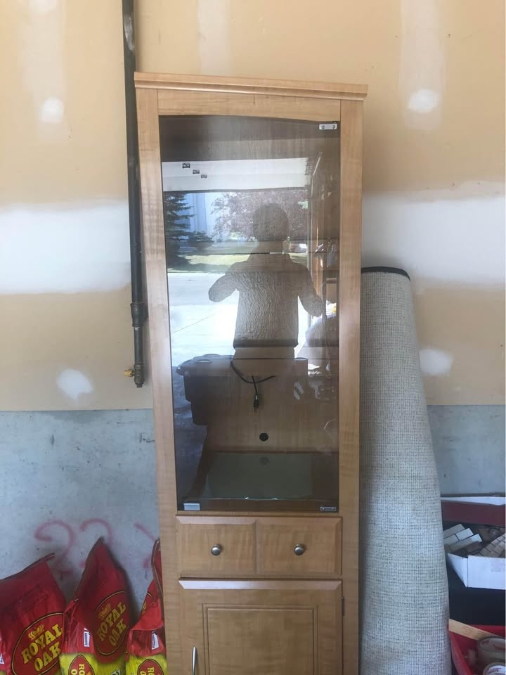 Display Cabinet with light - photo 4