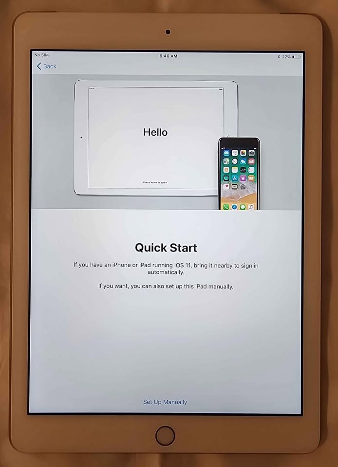 Apple iPad 5th Gen 32GB Wi-Fi + Cellular - Silver/Gold - photo 2