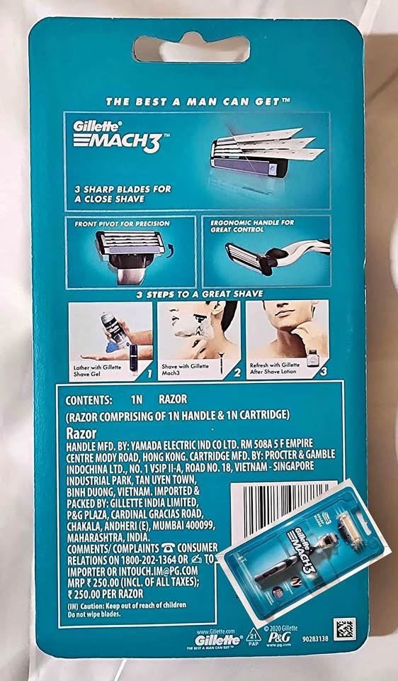 Gillette Mach3 Shaving Razor with cartridge. New. 6 count.