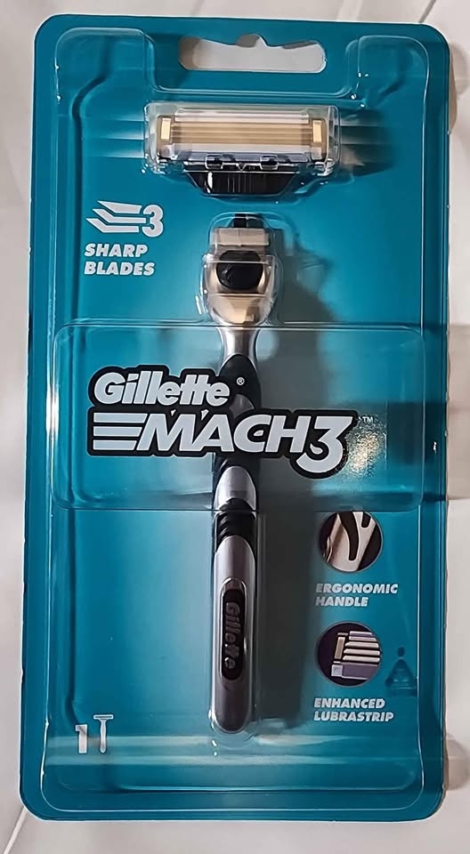 Gillette Mach3 Shaving Razor with cartridge. New. 6 count. - photo 2