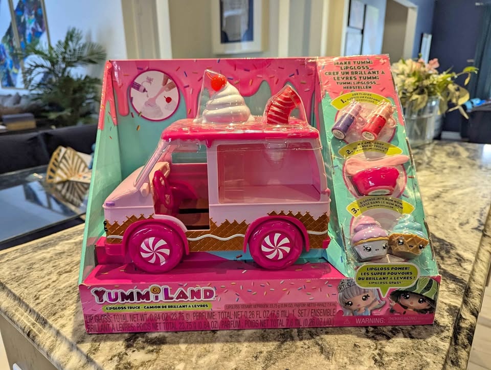 Brand new Yummiland lip gloss making truck 🏆