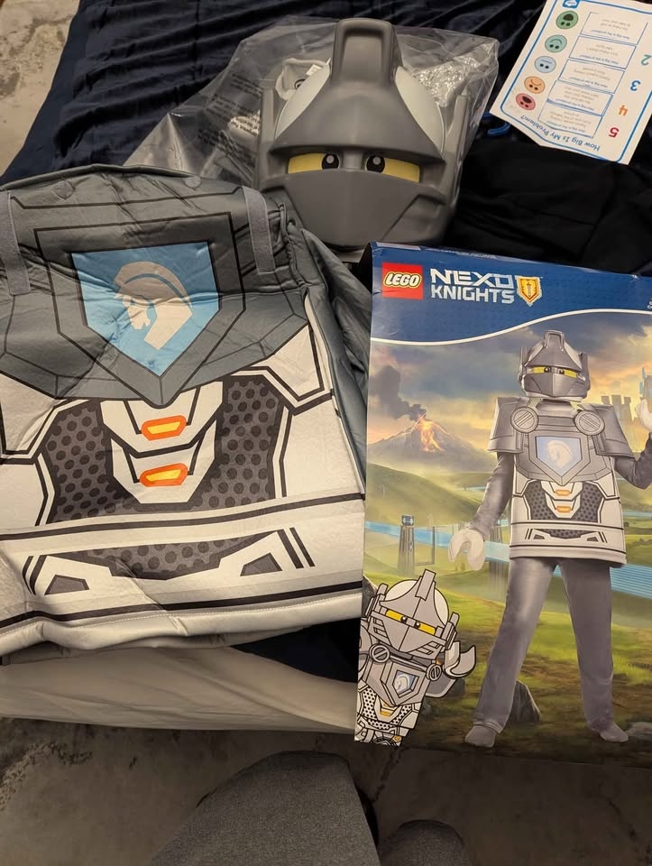 Lego Night Costume - Small - photo 2
