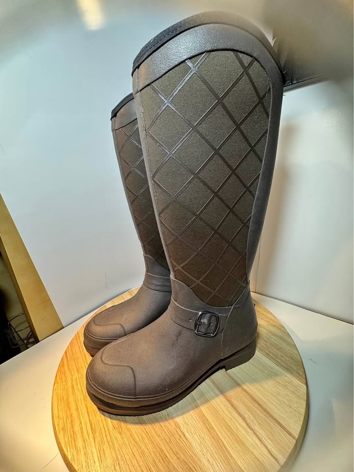 BRAND NEW MICK BOOT - Women's Size 5 Pacy II Equestrian Boots