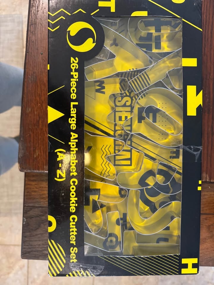 BRAND NEW IN BOX - Cookie Cutters - Letters - photo 2