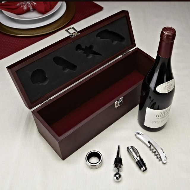 Wine Box With Accessories