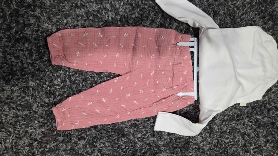 Baby clothes - photo 4