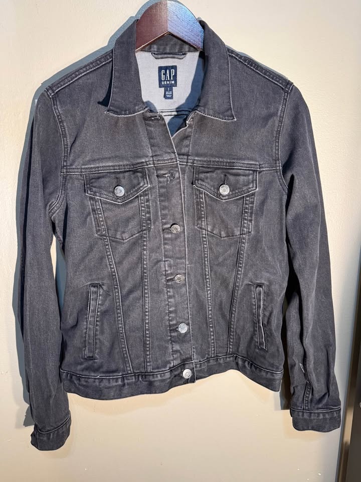 Gap Women's Black Denim Jacket - Size Small - photo 2