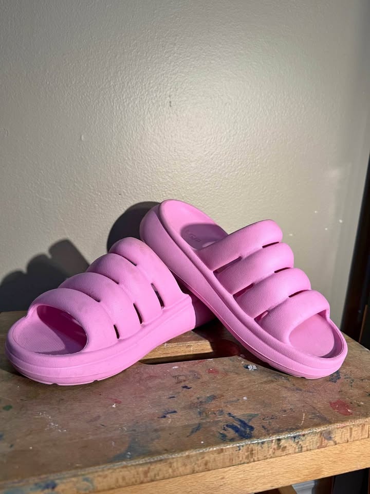 UGG Women's Pink Sandals - Size 6