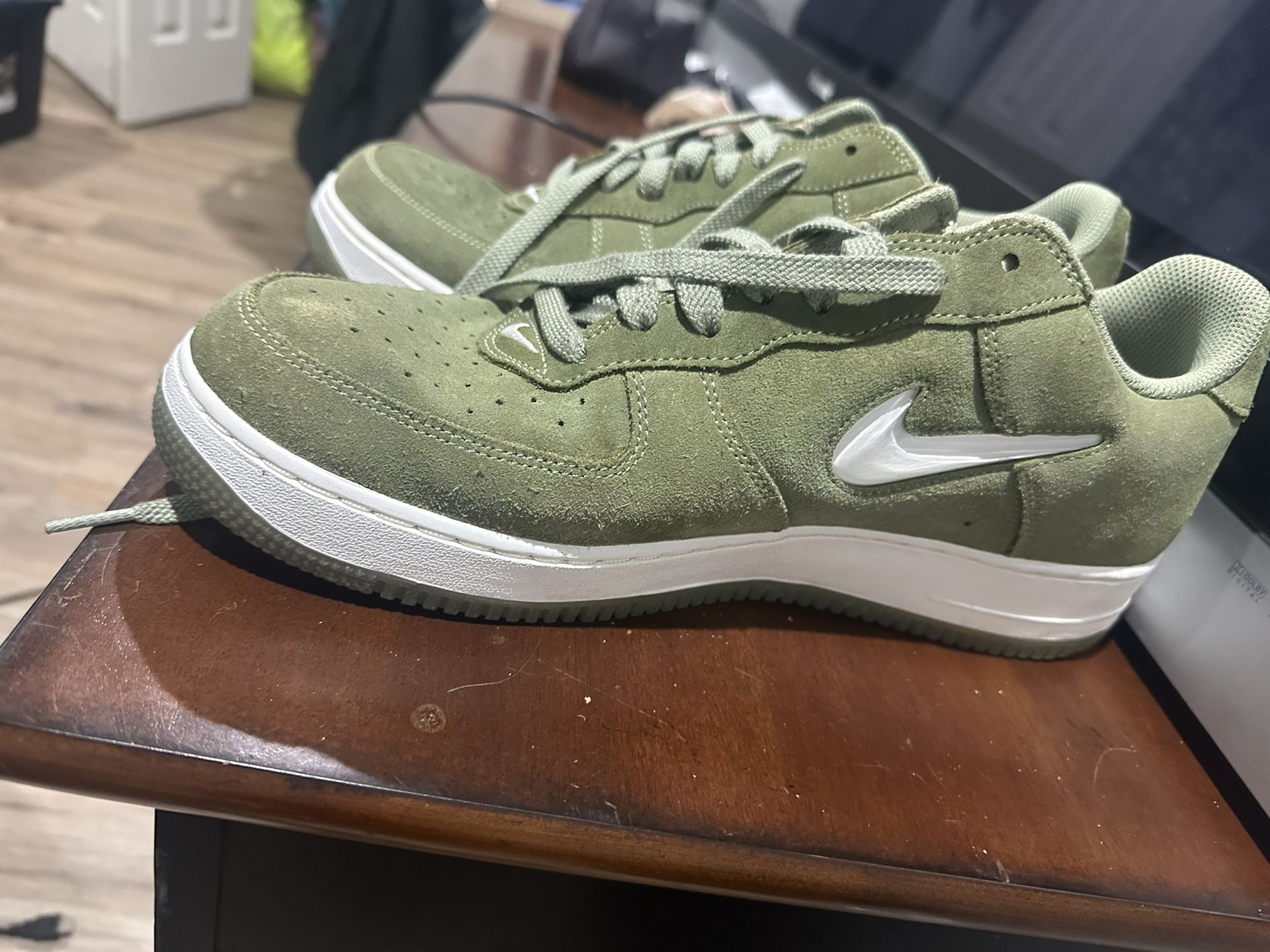 Nike Air Force 1 Low Olive Green Suede Size 12 - photo 2